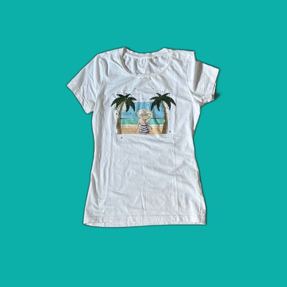 GUESS Beach Vacation Top